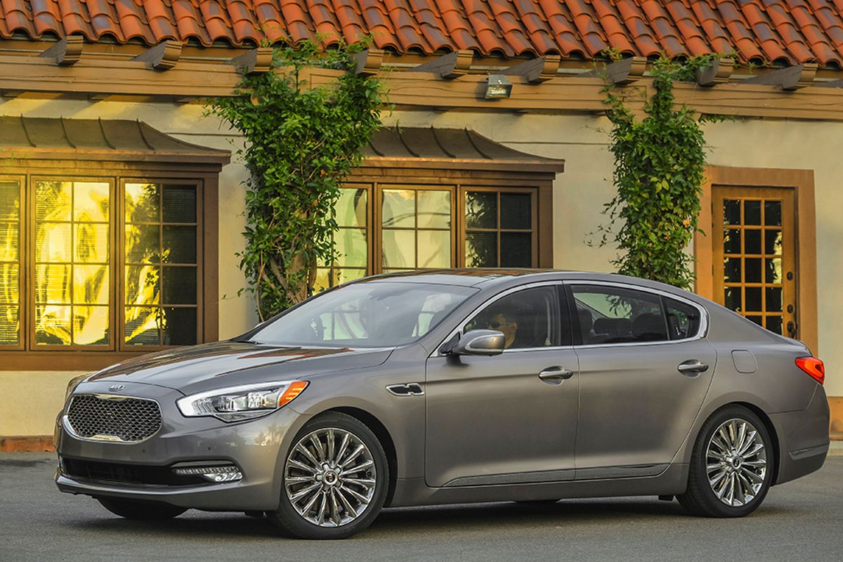 The Korean maker’s first luxury-class product, it sort-of competes with such luminaries as the Mercedes-Benz S-Class and BMW 7 Series. (Kia)