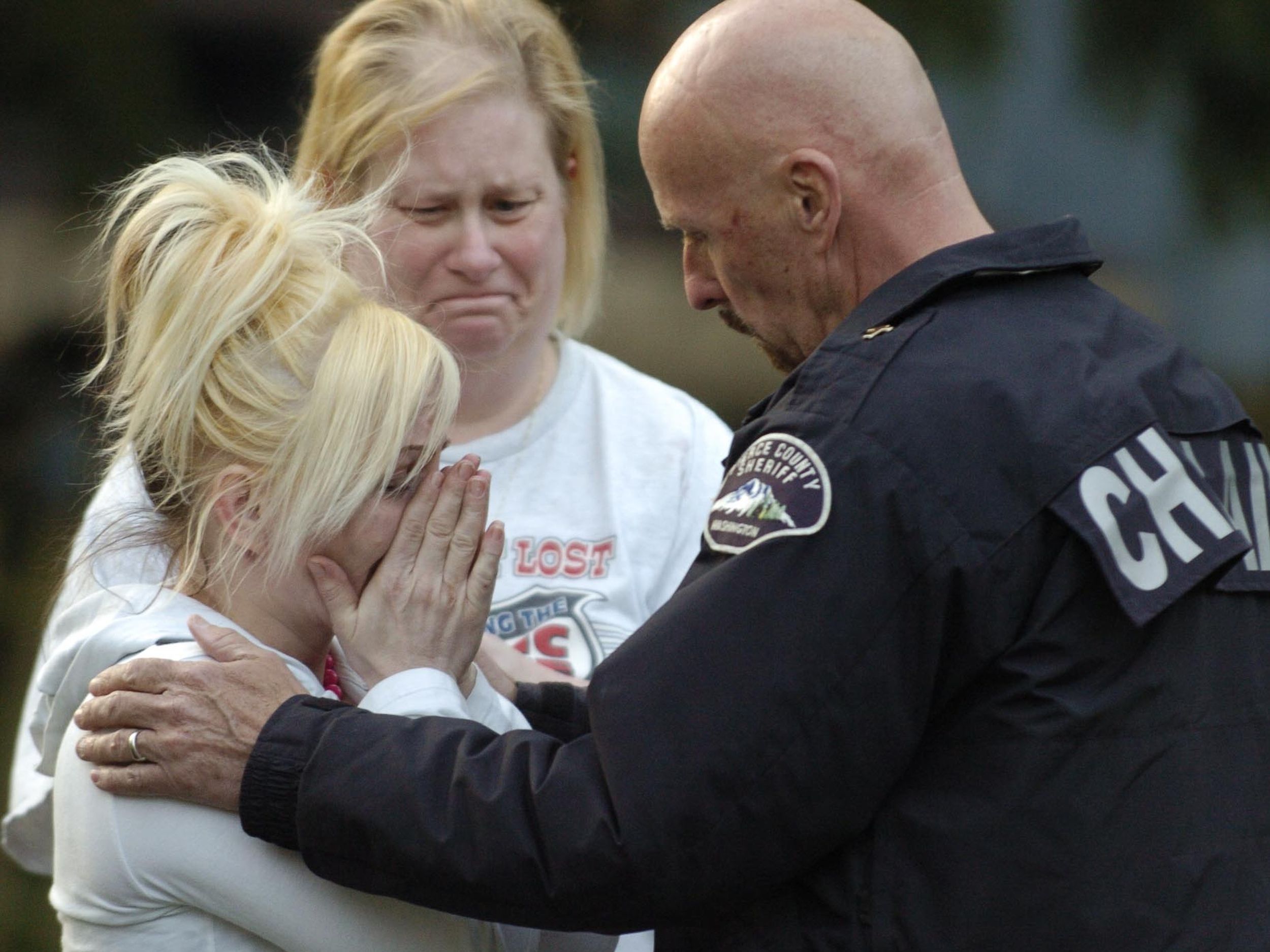 Five kids, dad found dead on West side