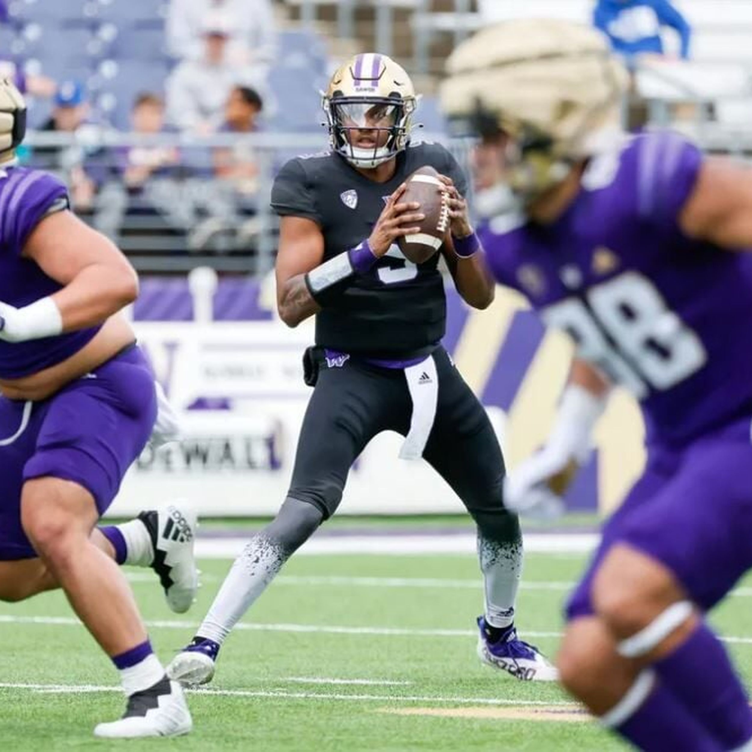 Husky Great Warren Moon Said UW Coaching Change Was Necessary