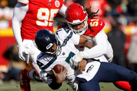 Chiefs hand Seahawks fifth loss in last six games, 24-10 - The Columbian