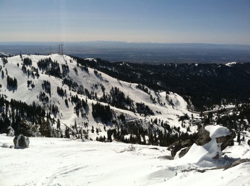 Bogus Basin ski area under sunny skies, March 4, 2010 (Betsy Russell)