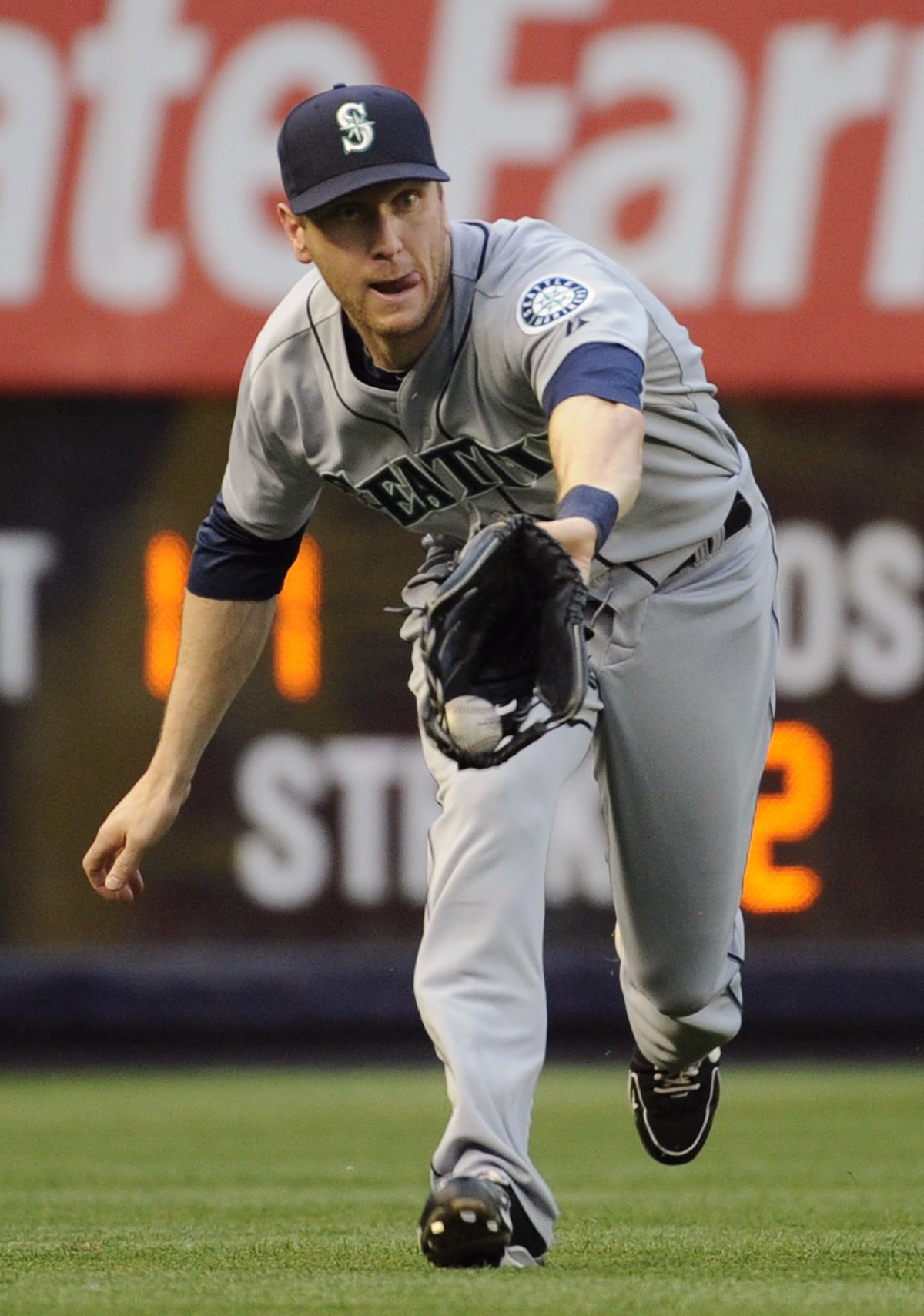 Mariners left fielder Jason Bay makes a catch on a ball hit by Yankees’ Brett Gardner in first inning. (Associated Press)