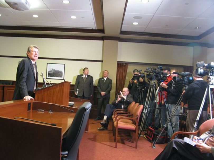 Gov. Butch Otter addresses the media at the AP Legislative Preview, which drew a full house on Thursday morning in Boise. (Betsy Russell)