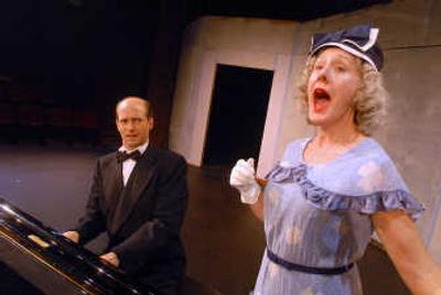 
Karen Nelsen sings an aria in the character of Florence Foster Jenkins, accompanied by Mark Rabe playing as Jenkins' pianist Cosme McMoon, in the Actor's Repertory Theatre production of 