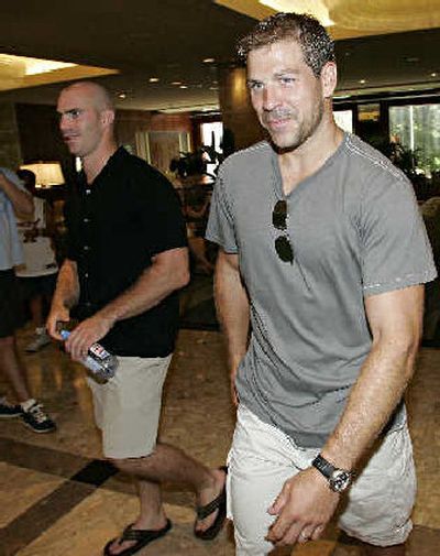 
Barret Jackman, left, and Doug Weight of St. Louis are ready to get to work.
 (Associated Press / The Spokesman-Review)