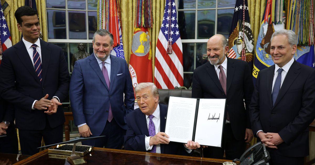 Trump moves to stop states from passing AI laws, highlighting Congress' inability to regulate tech companies