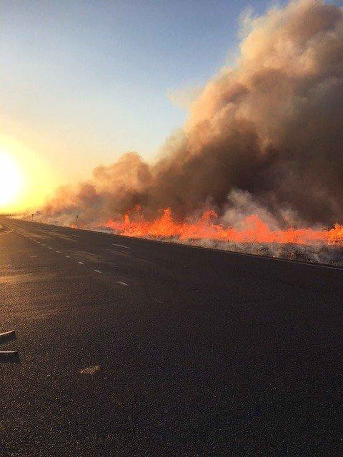 Wildfires Burn Across Eastern Washington July 20 2018 The   LRoadFire1 