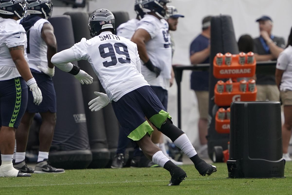 Aldon Smith on field now for Seattle, but uncertainty awaits