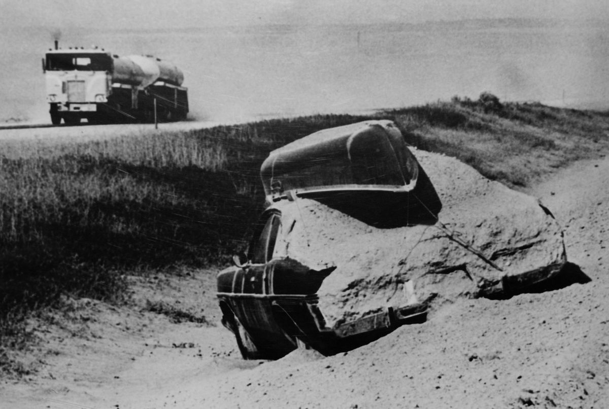 Epic cleanup following Mount St. Helen's blast May 16, 2020 The