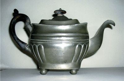 This teapot, made by Dixon & Smith in England, circa 1811 to 1822, has a value of at least $300. Courtesy of Glen Erdadi (Courtesy of Glen Erdadi / The Spokesman-Review)