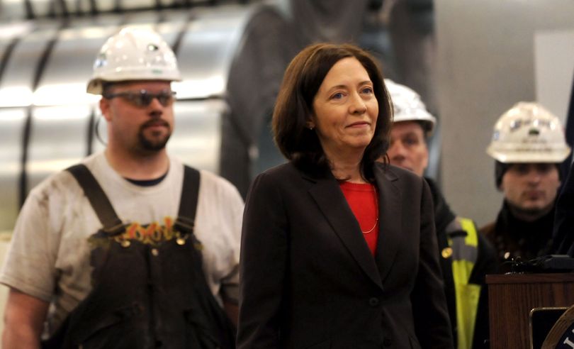 Sen. Maria Cantwell visits SCAFCO in Spokane Valley on Wednesday to urge support for the Export- Import Bank. (Kathy Plonka)