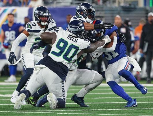 Why the Seahawks are emphasizing versatility with their defensive line