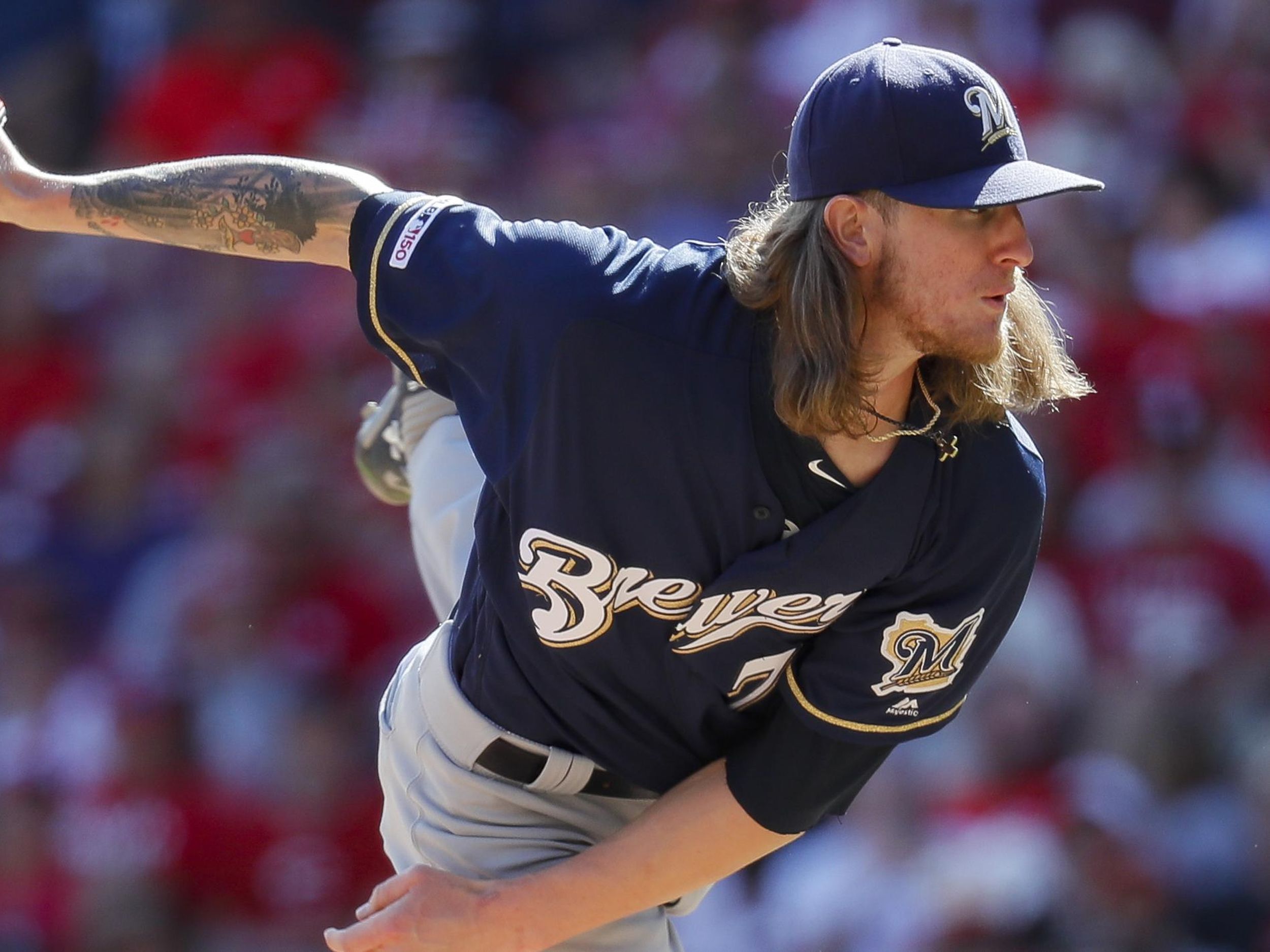 Brewers beat Reds 5-3, extend winning streak to 7 games