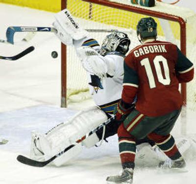 
San Jose goalie Evgeni Nabokov made 21 saves Sunday, including two big blocks in the shootout.Associated Press
 (Associated Press / The Spokesman-Review)