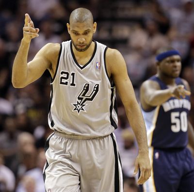 Tim Duncan dominated two OTs in the Spurs’ sweep of Memphis. (Associated Press)