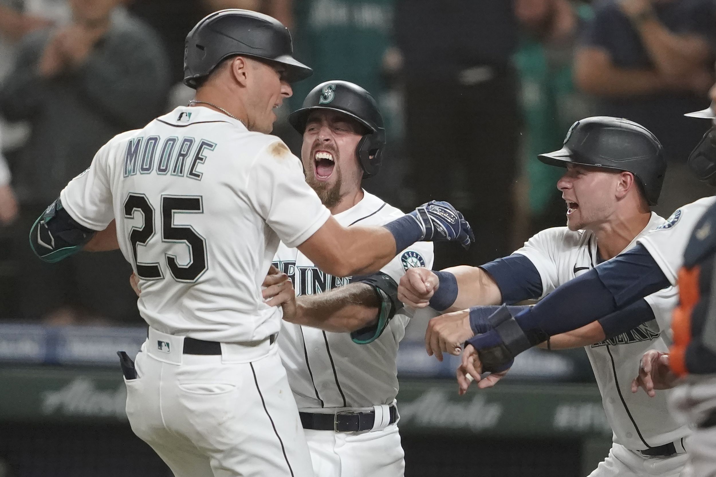 Mariners reinstate Kyle Seager from 60-day IL, Dylan Moore