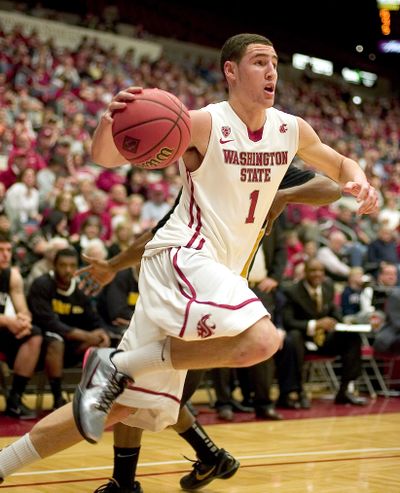 Washington State guard Klay Thompson drives to the hoop on his way to 25 points against the 49ers. (Associated Press)