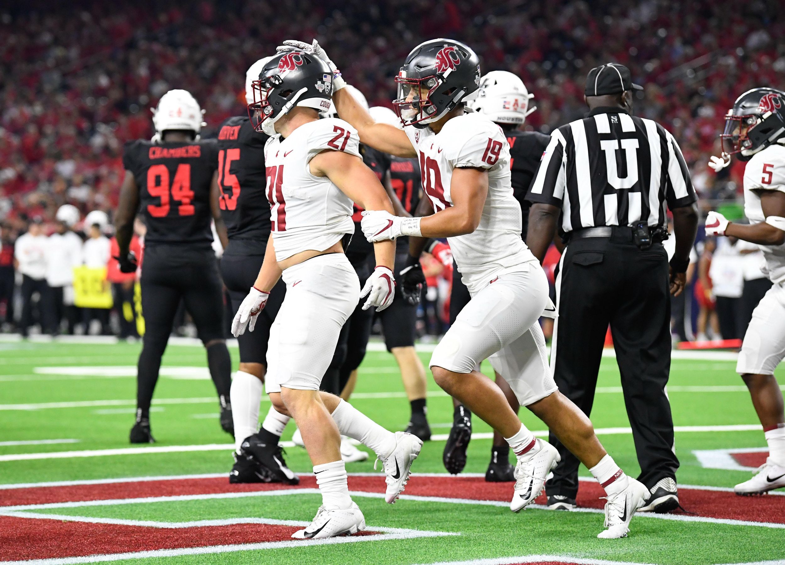 Report: NRG Stadium to hold 2019 nonconference game between Washington  State, Houston