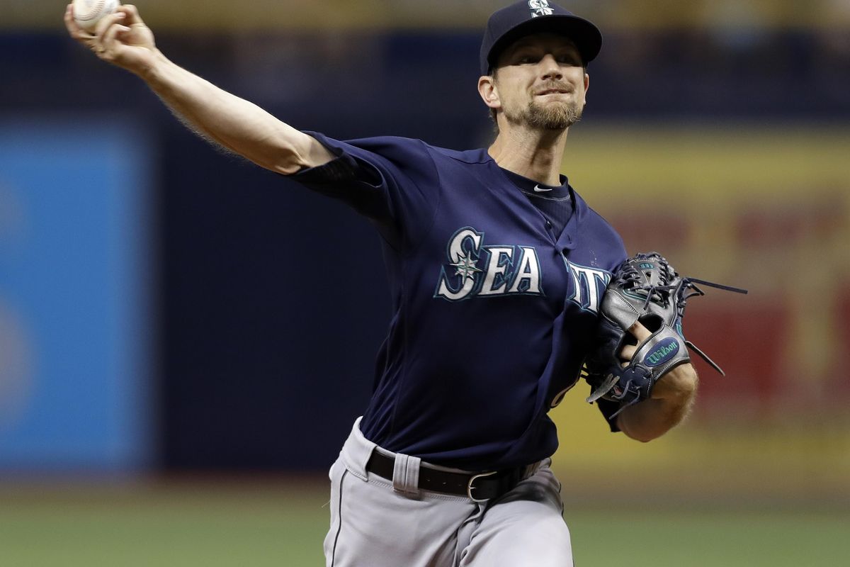 Seattle Mariners starting pitcher Mike Leake delivers to a Tampa Bay Rays batter during the first inning of a baseball game Thursday, June 7, 2018, in St. Petersburg, Fla. (Chris O