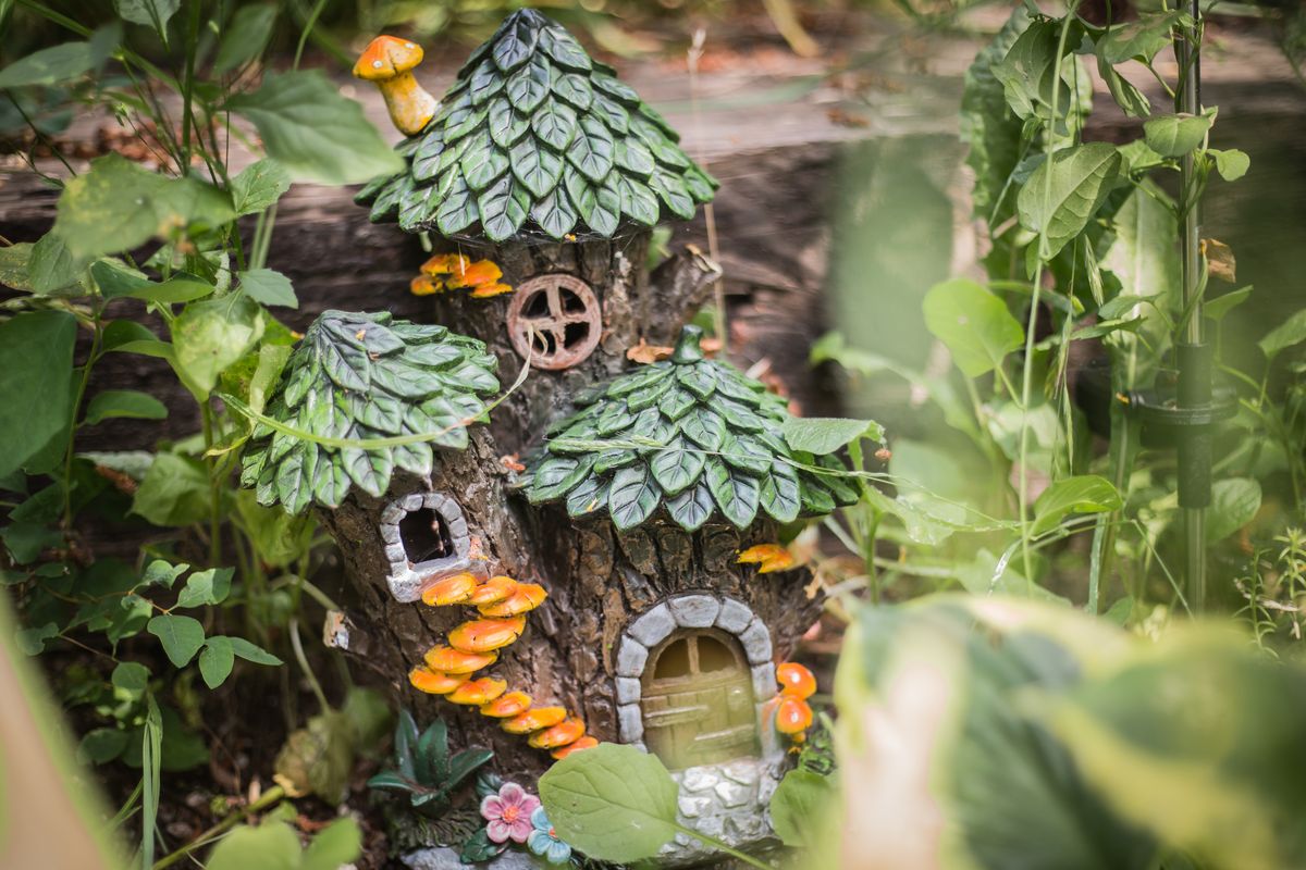 Fairy Garden House Beehive Cottage Plus Accessory Fairytale Gnomes