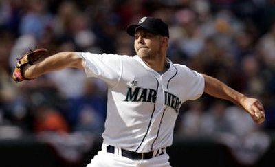 
Jarrod Washburn won in his Mariners debut, defeating his former team, the Los Angeles Angels. 
 (Associated Press / The Spokesman-Review)