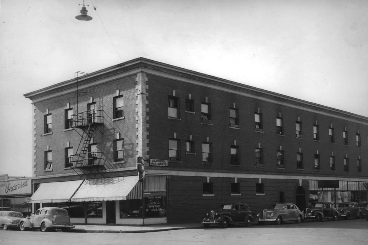 1947 - The Alberta Apartments, built in 1910 at the height of Spokane