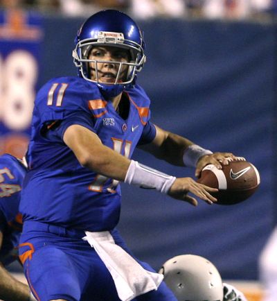 Boise State QB Kellen Moore led the Broncos to a 19-8 victory over the Oregon Ducks. (Associated Press / The Spokesman-Review)