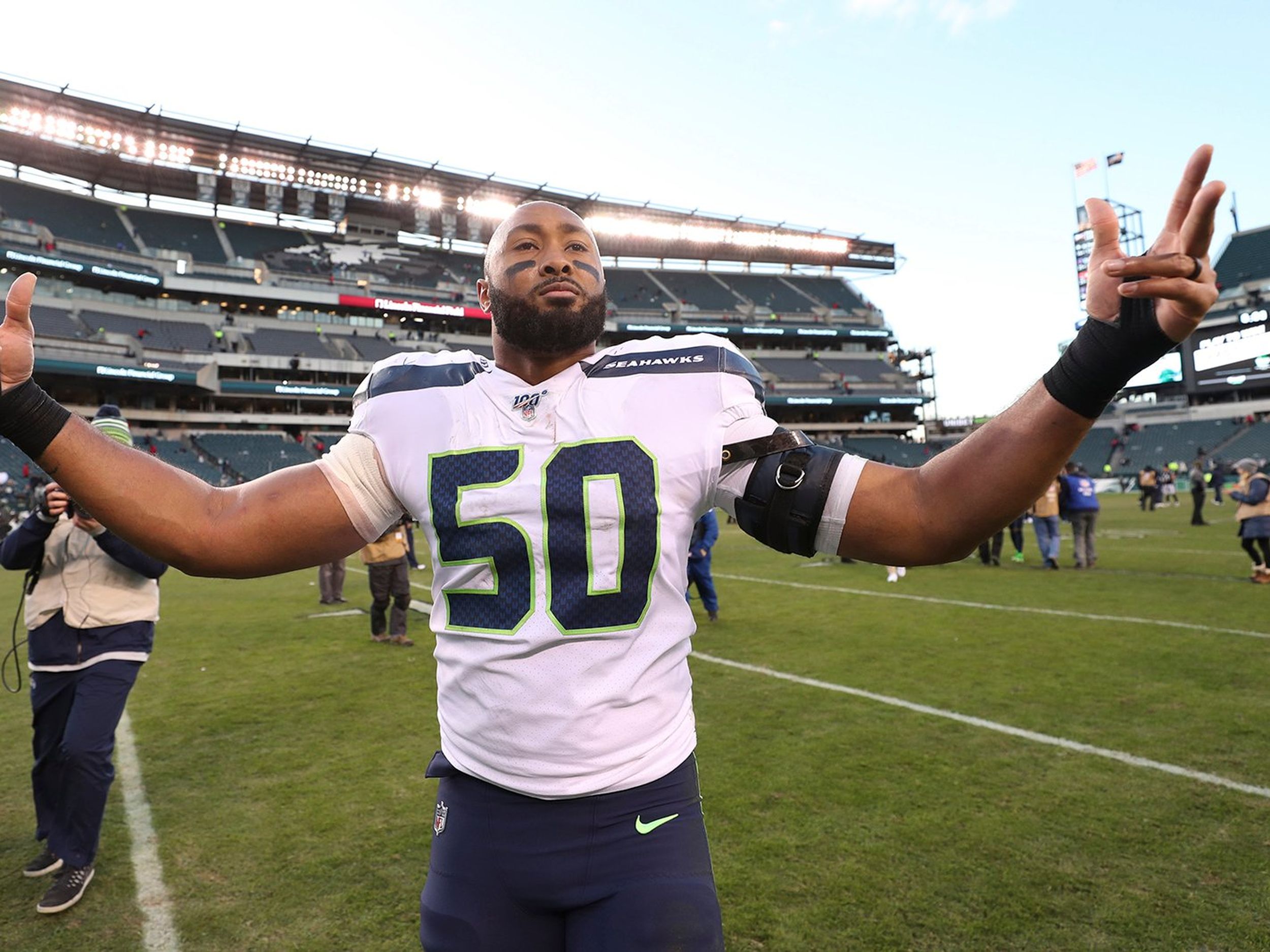 K.J. Wright signing one-year deal with the Raiders