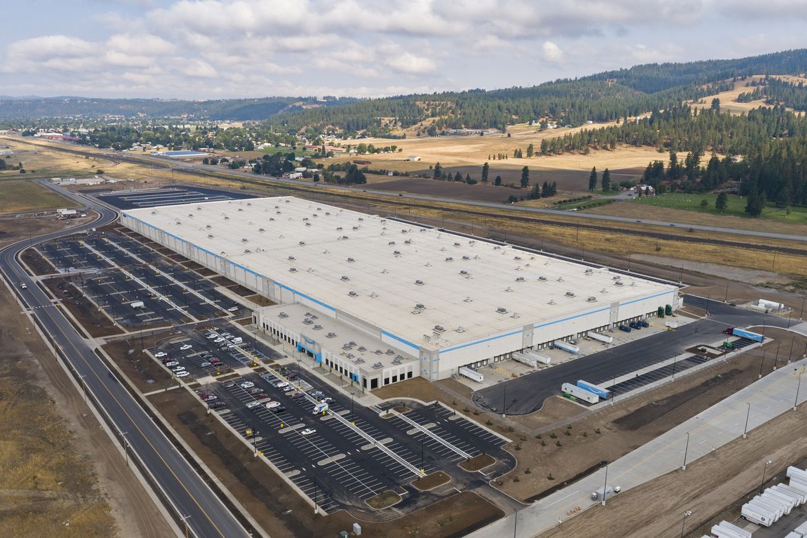 Amazon opens fulfillment center in Spokane Valley The SpokesmanReview