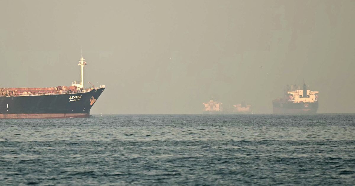 Iran says Iraqi ships are allowed to use Strait of Hormuz