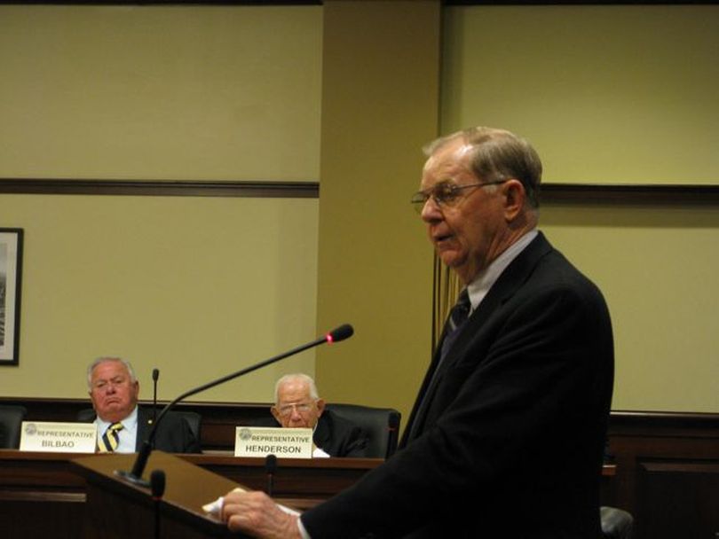 Rep. Dennis Lake, R-Blackfoot, addresses the House State Affairs Committee on Tuesday morning (Betsy Russell)