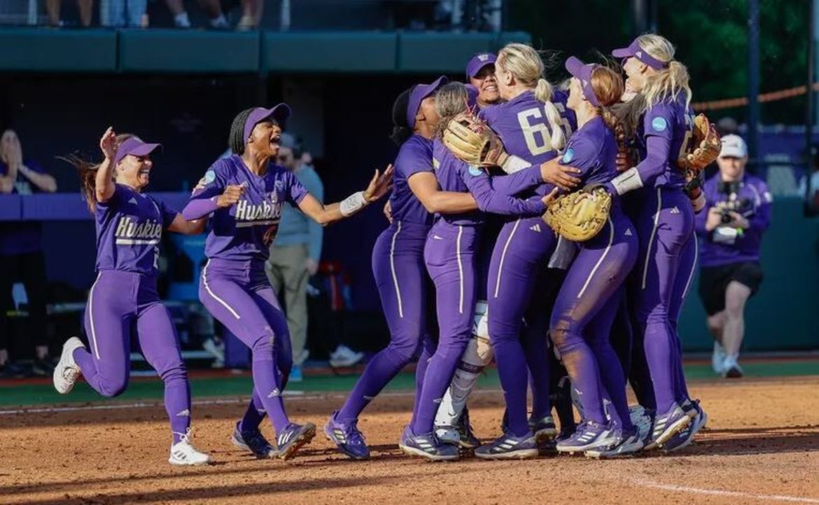 Commentary This Husky softball team is moving on by raising your pulse