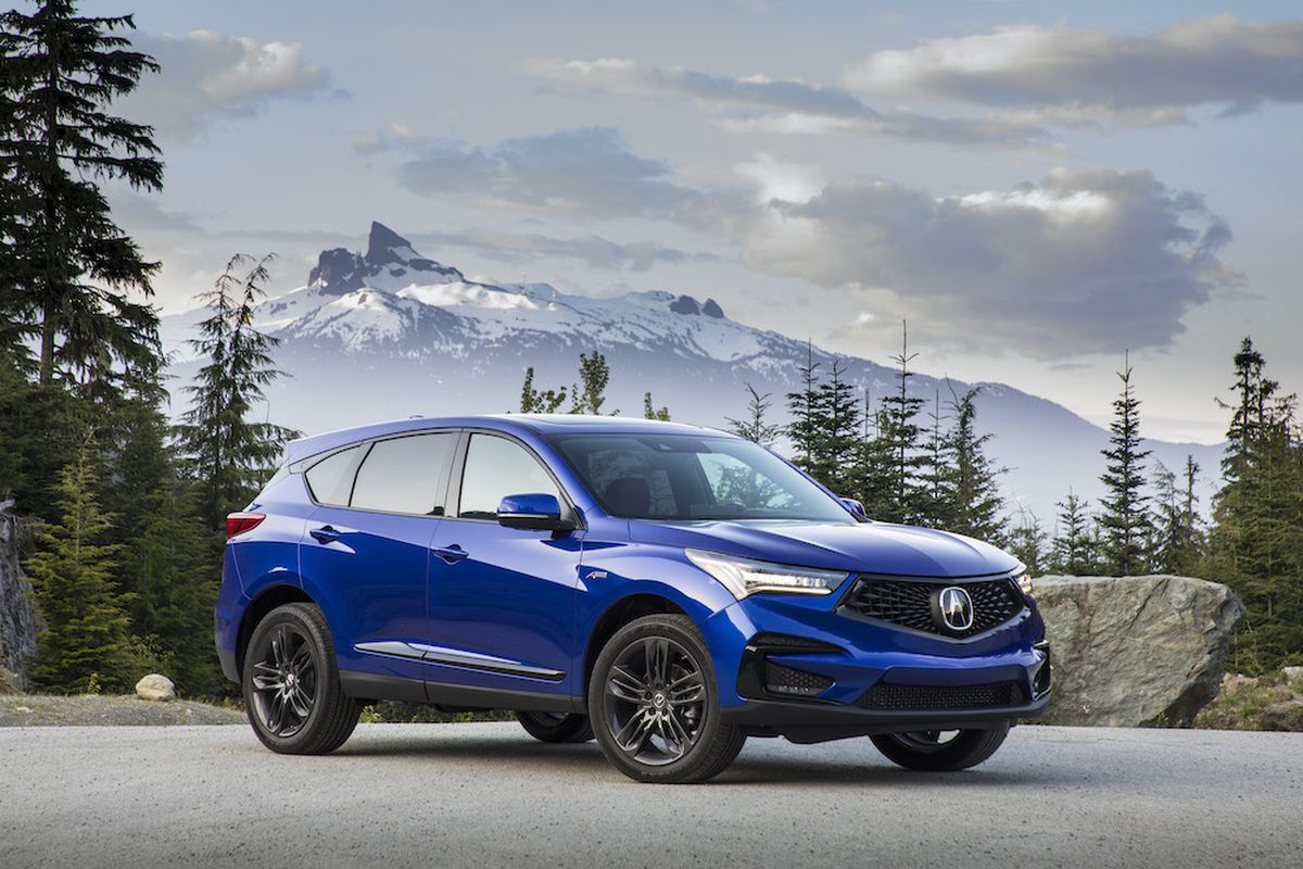 Completely made-over last year, the RDX is planted on a rigid and lightweight front-wheel-drive platform. The available all-wheel-drive setup is Acura’s profoundly capable Super Handling All-Wheel-Drive system. (Acura)