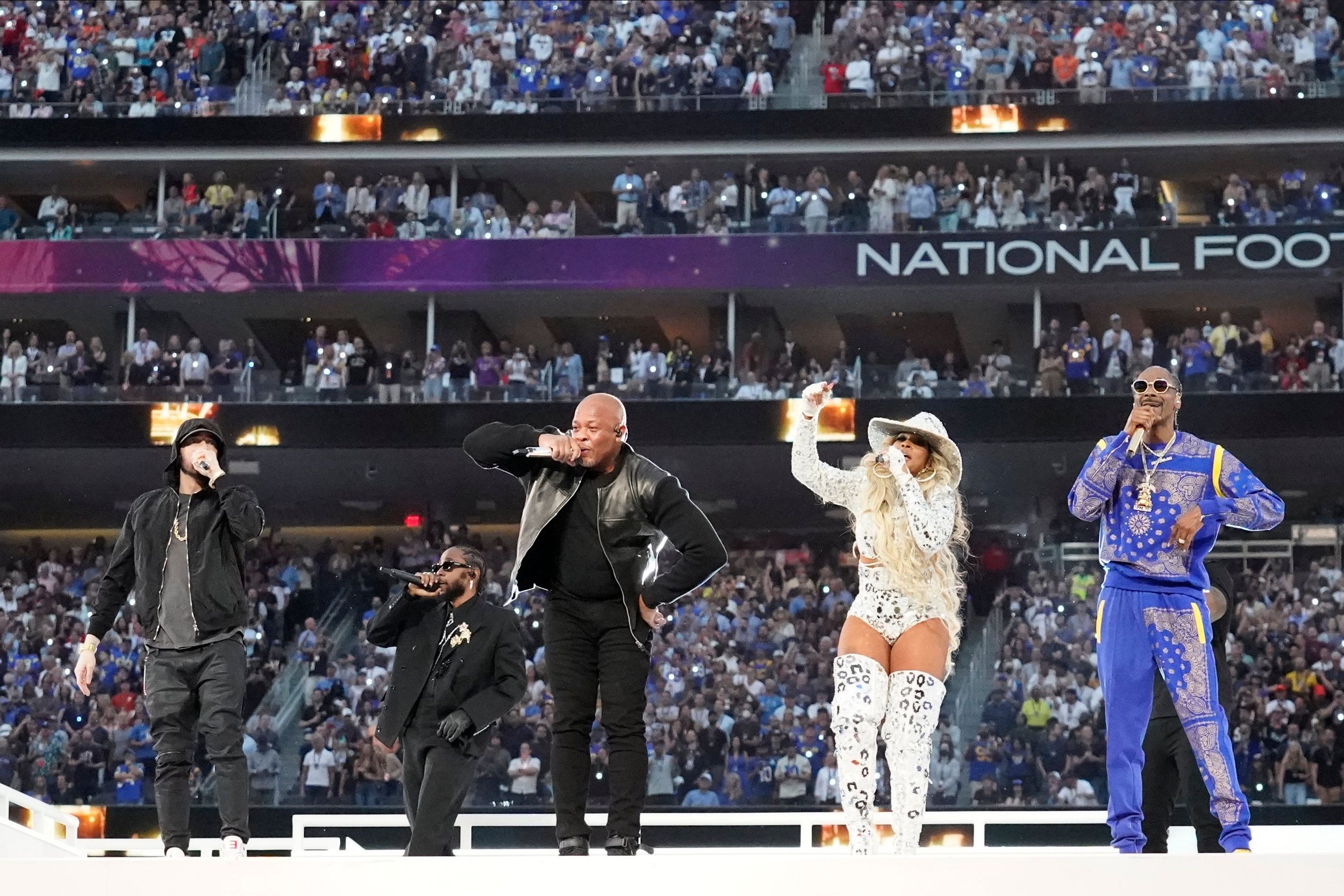 Pepsi Super Bowl Halftime Show review: Dre, Snoop and friends deliver epic  performances