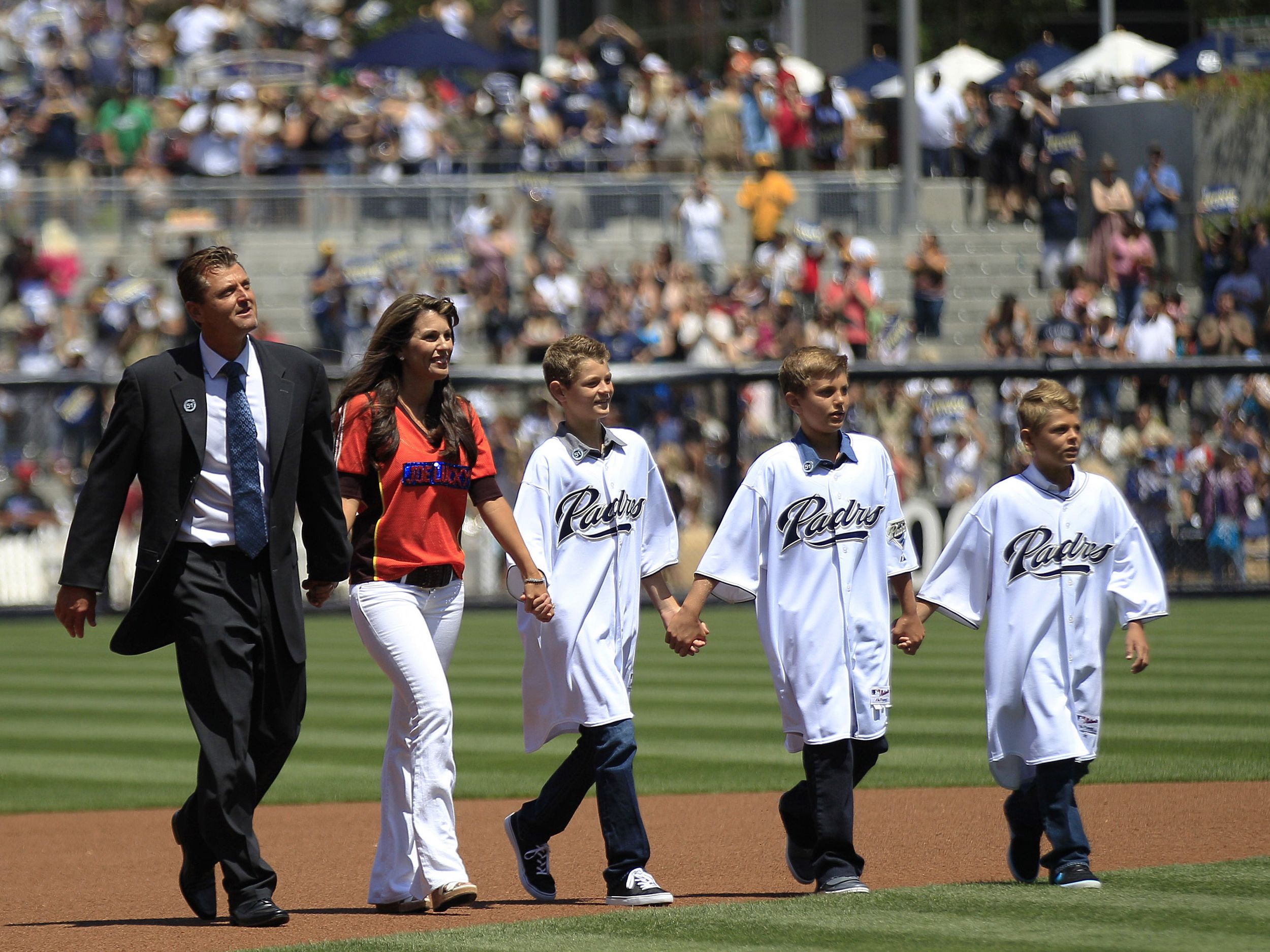 MLB Notes: San Diego Padres retire Hoffman's 51 | The Spokesman-Review