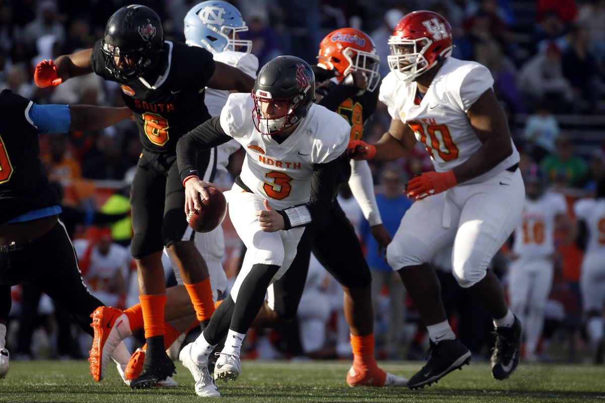 North quarterback Anthony Gordon of Washington State  scrambles for yardage during the second half of the Senior Bowl  Saturday, Jan. 25, 2020, in Mobile, Ala. (Butch Dill / AP)
