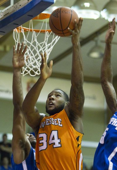 Jeronne Maymon had 32 points, 20 rebounds in Tennessee’s loss to Memphis.