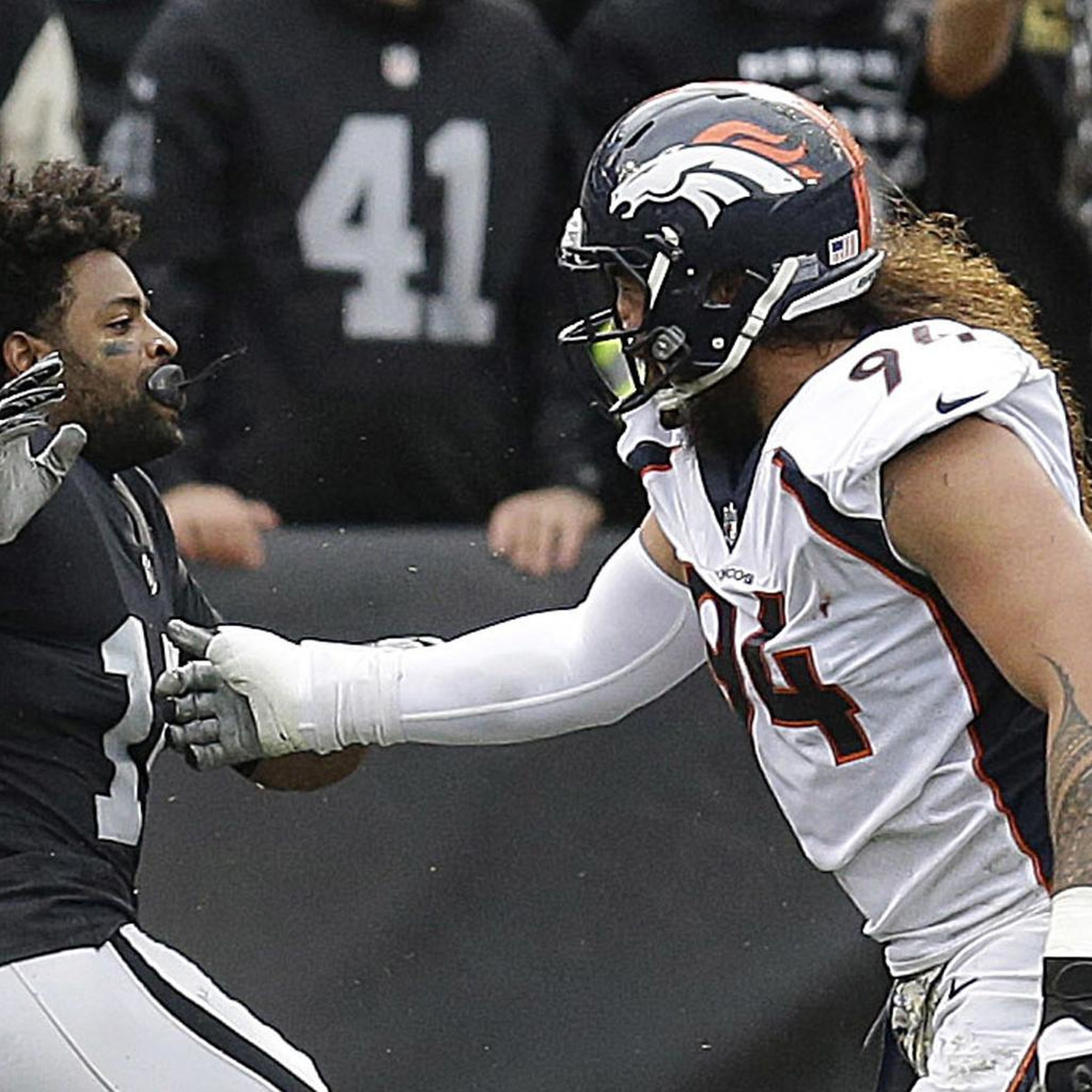 Fight Breaks Out in Raiders-Broncos Game Between Crabtree and Talib