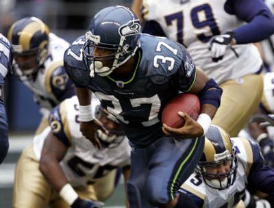 
With the Seahawks suffering injuries at wide receiver, defenses have focused on stopping Shaun Alexander. 
 (Associated Press / The Spokesman-Review)