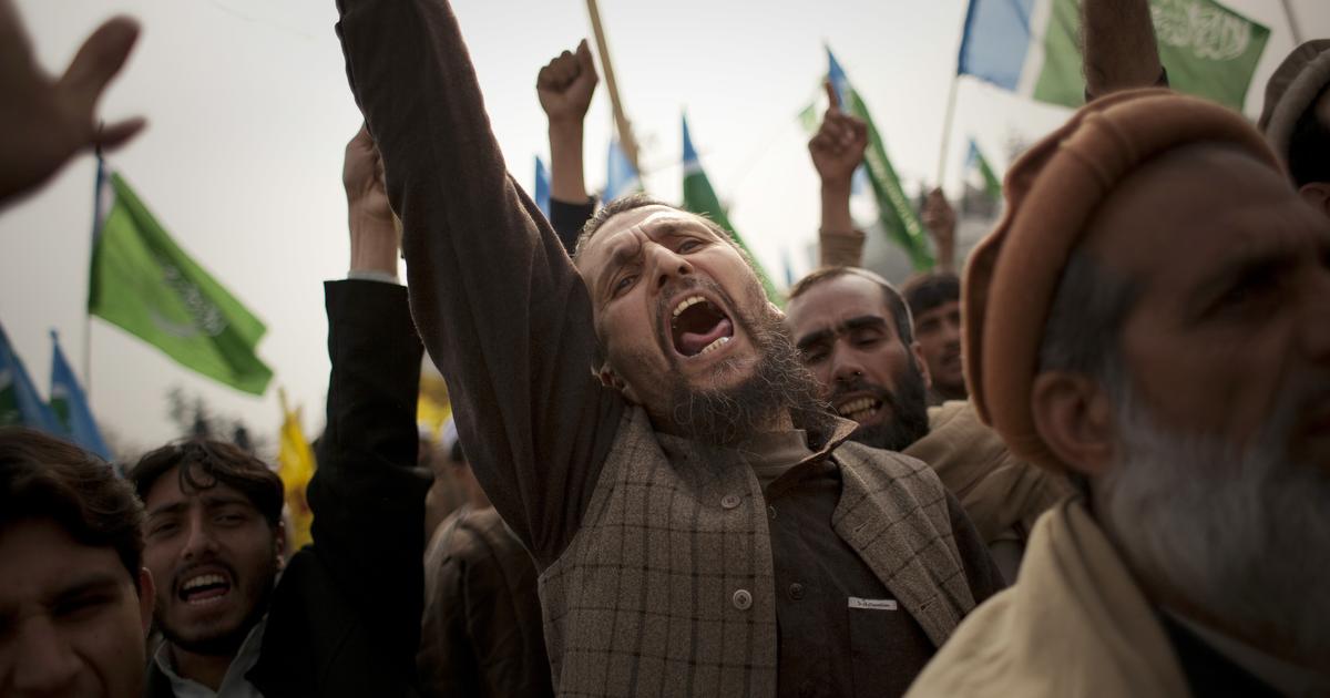 Missile strikes kill 18 in Pakistan | The Spokesman-Review