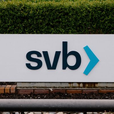 The Biden administration is preparing to ask federal regulators to impose new rules on midsize banks like the Silicon Valley Bank. (Jason Henry/For The Washington Post)