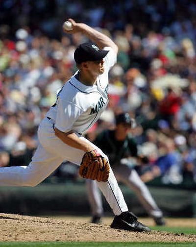 
Seattle starter Jarrod Washburn overwhelmed Tampa Bay Wednesday. 
 (Associated Press / The Spokesman-Review)