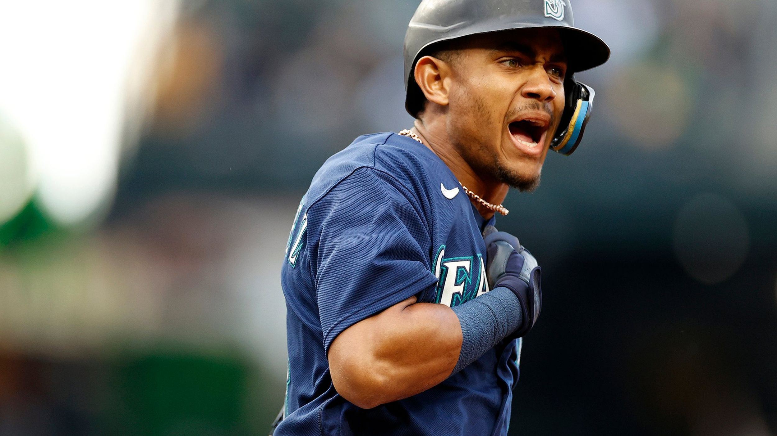 Mariners' Julio Rodriguez completes bonkers MLB feat 123 years in the making