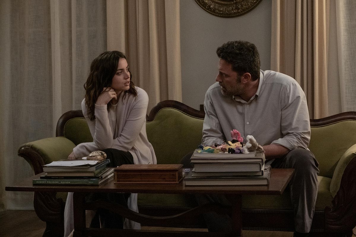Ana de Armas, left, and Ben Affleck in "Deep Water."   (Hulu)