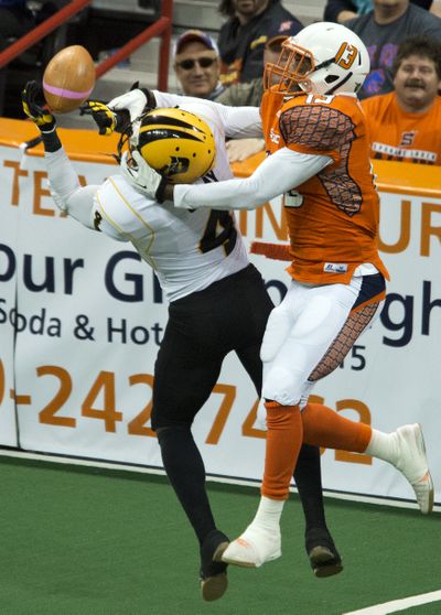 Shock’s Rashaad Carter, right, can’t prevent Pittsburgh’s Virgil Gray from making an interception. (Dan Pelle)