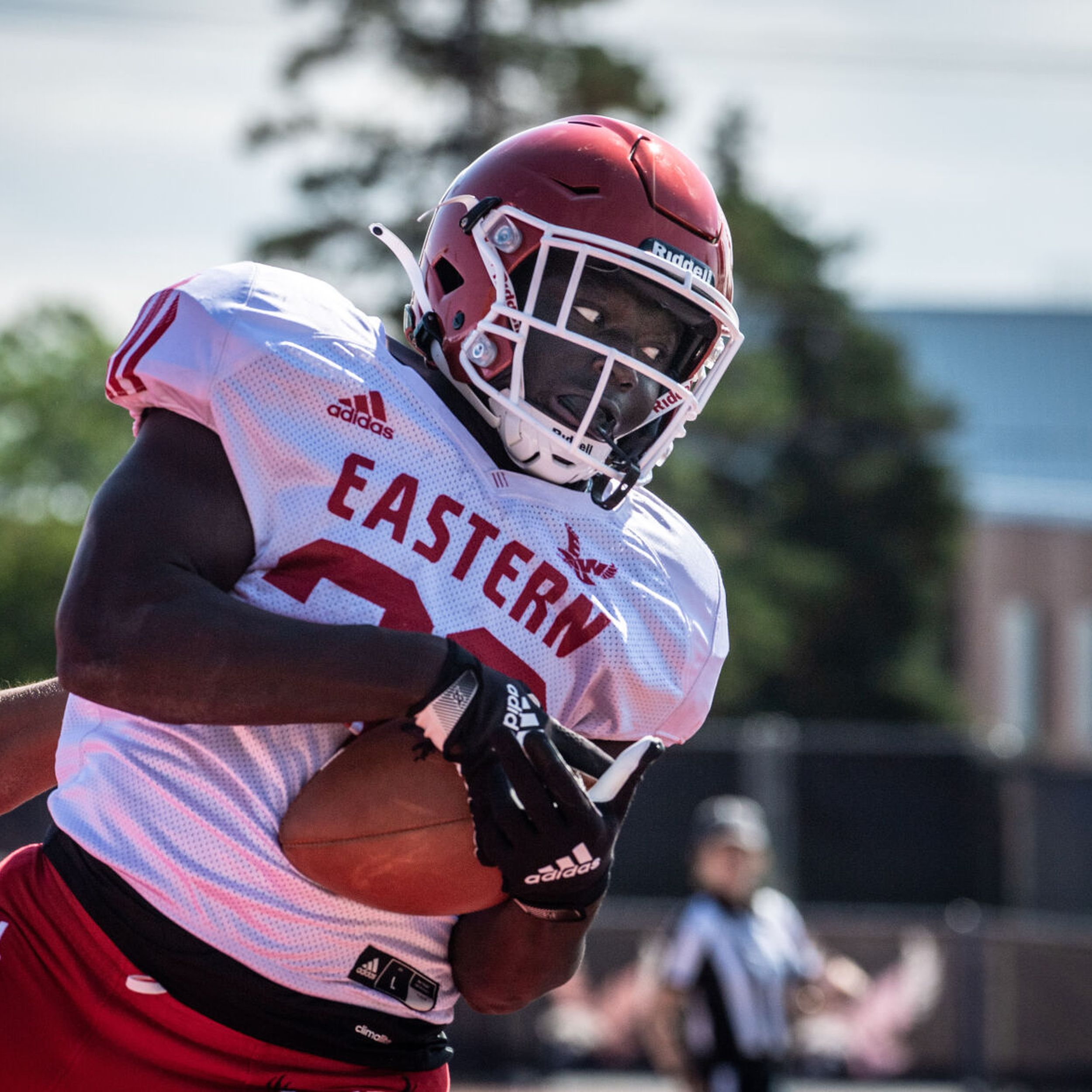 EWU preview: Last year's stumble behind them, Eagles look to ramp up the  offense to get back on track