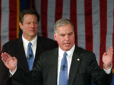 
Howard Dean, right, speaks during a rally Dec. 9 in Cedar Rapids, Iowa, as former Vice President Al Gore looks on.  
 (File/Associated Press / The Spokesman-Review)