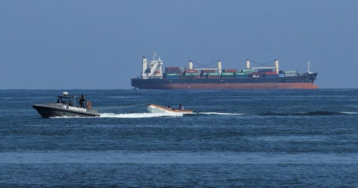 Analysis: How could Venezuela’s military respond to a US attack?