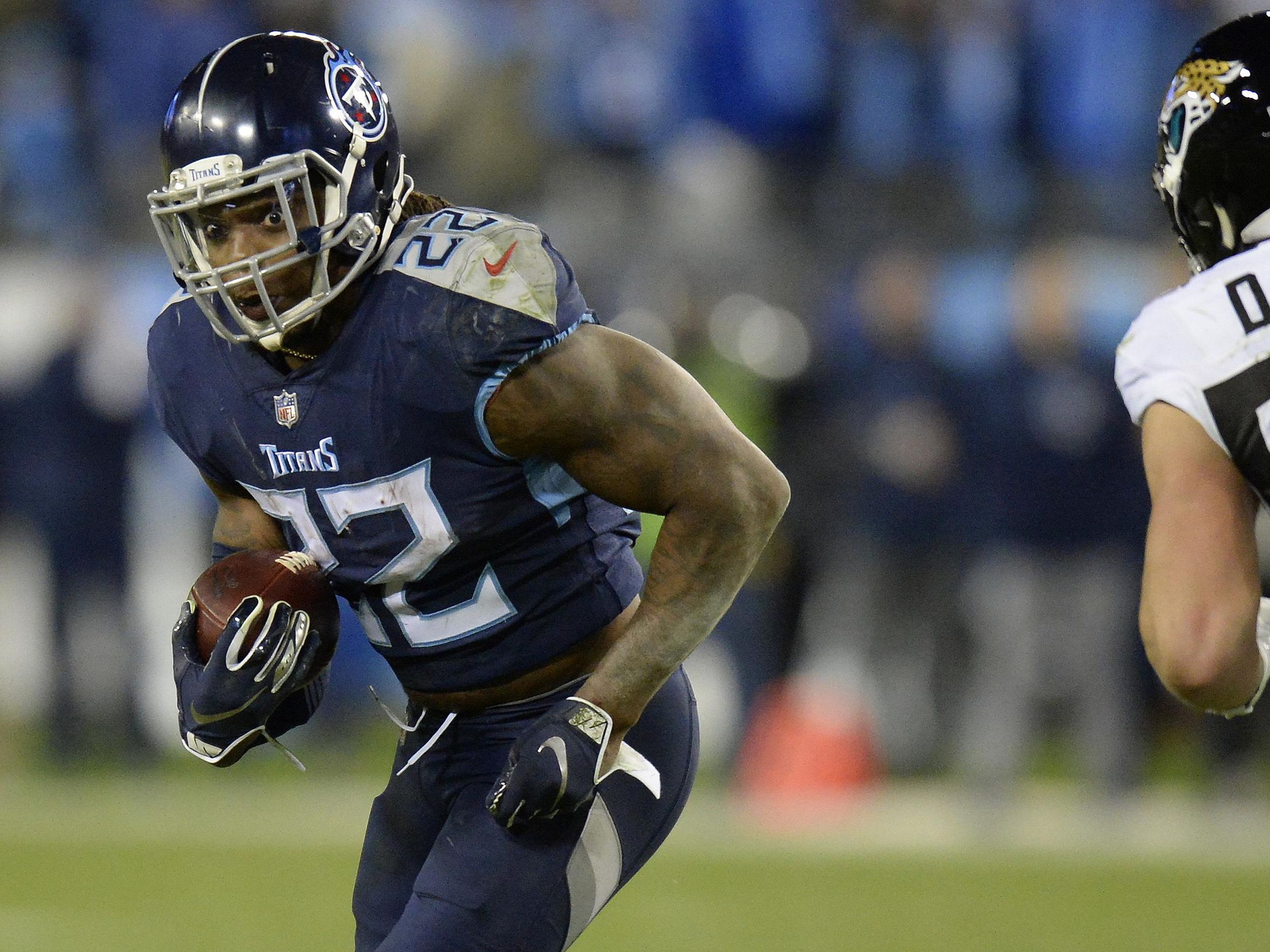 Derrick Henry runs into NFL record book as Titans rout Jaguars 30