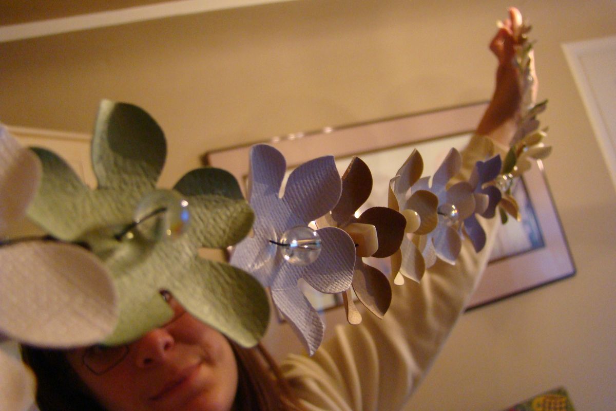 Finished paper flower garland. (Maggie Bullock)